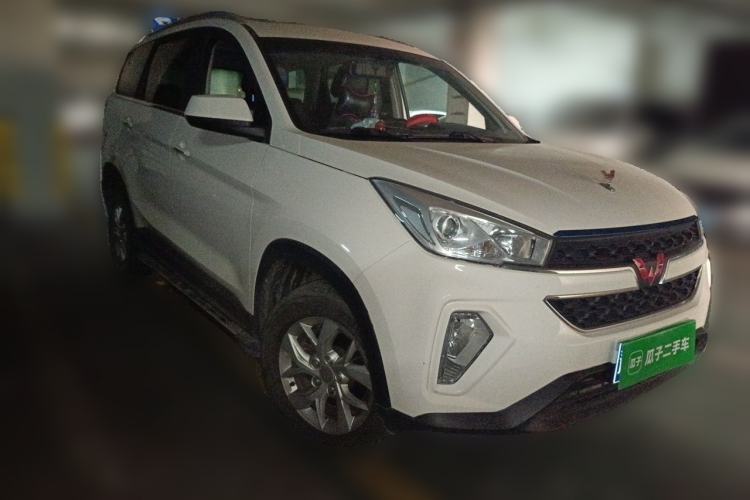 Used Wuling Hongguang S3 2018 1.5L Manual Luxury Model China V Standard Front Right 45 Deg