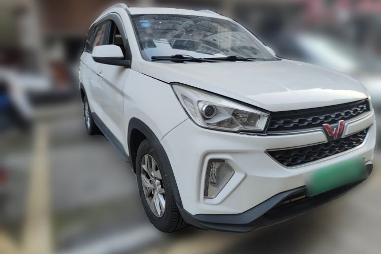 Used Wuling Hongguang S3 2018 1.5L Manual Luxury Model China V Standard Front Right 45 Deg