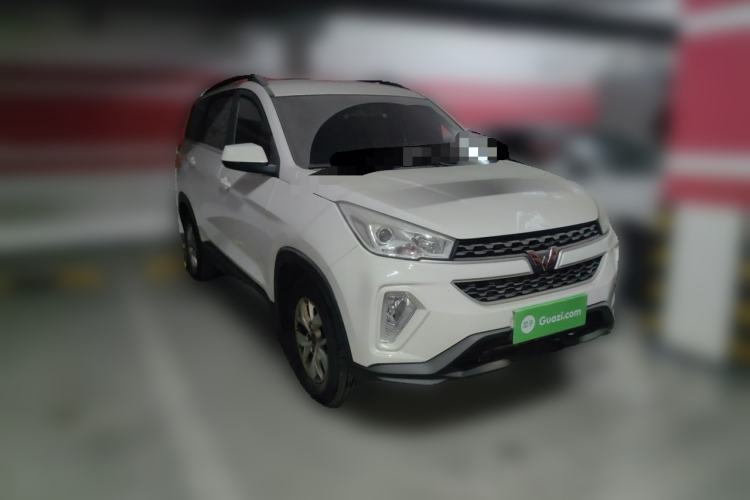Used Wuling Hongguang S3 2018 1.5L Manual Comfort Model China V Standard Front Right 45 Deg
