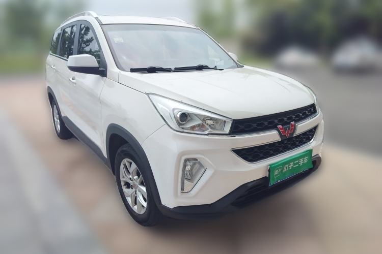 Used Wuling Hongguang S3 2018 1.5L Manual Luxury Model China V Standard Front Right 45 Deg