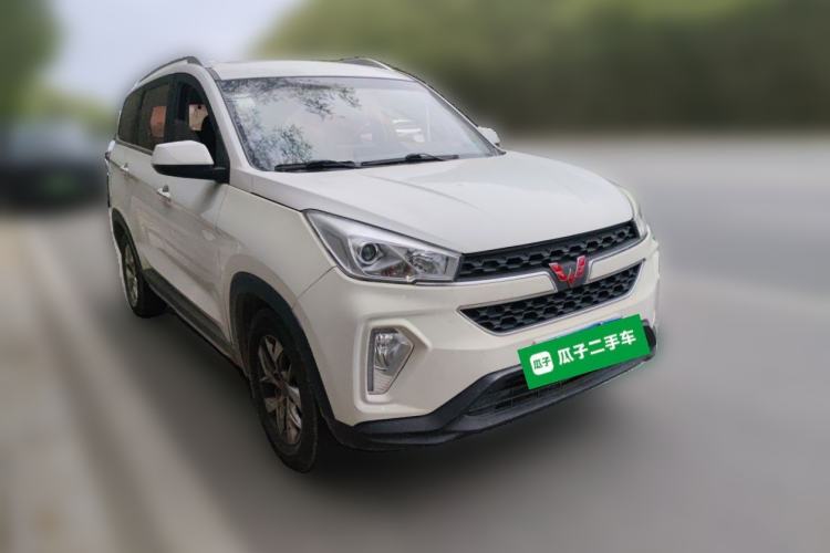 Used Wuling Hongguang S3 2018 1.5L Manual Luxury Model China V Standard Front Right 45 Deg