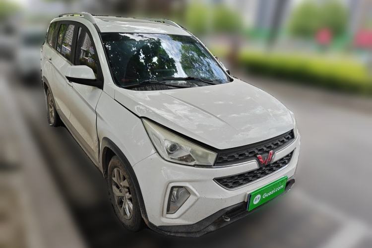 Used Wuling Hongguang S3 2018 1.5L Manual Luxury Model China V Standard Front Right 45 Deg