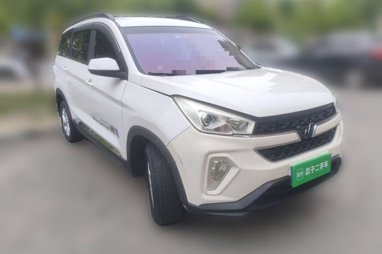 Used Wuling Hongguang S3 2018 1.5L Manual Comfort Model China V Standard Front Right 45 Deg