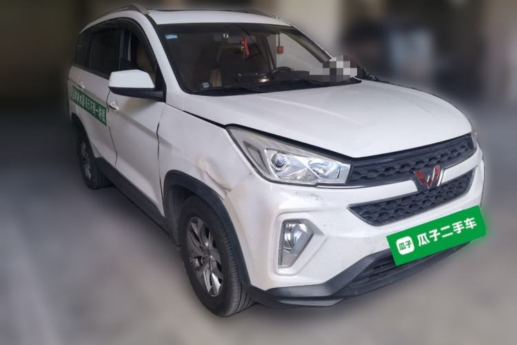 Used Wuling Hongguang S3 2018 1.5L Manual Luxury Model China V Standard Front Right 45 Deg