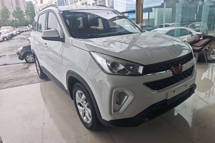 Used Wuling Hongguang S3 2018 1.5L Manual Comfort Model China V Standard Front Right 45 Deg