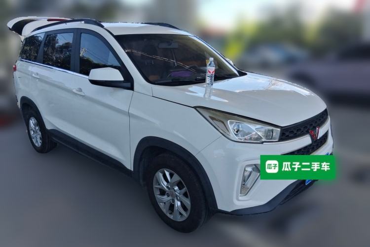 Used Wuling Hongguang S3 2018 1.5L Manual Comfort Model China V Standard Front Right 45 Deg