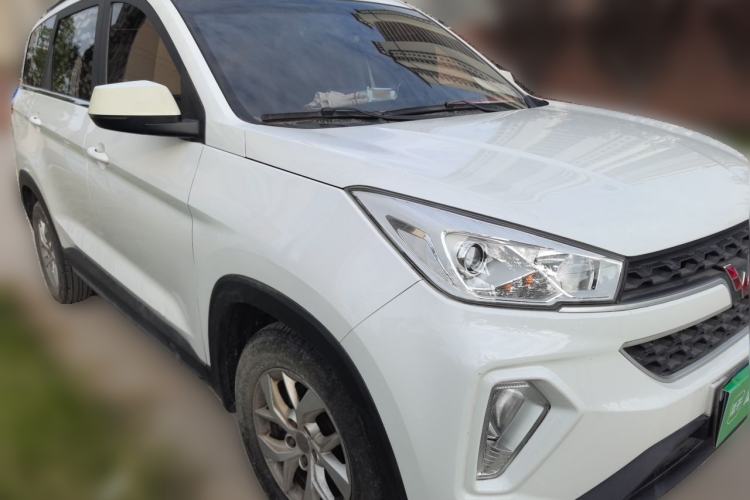 Used Wuling Hongguang S3 2018 1.5L Manual Comfort Model China V Standard Front Right 45 Deg