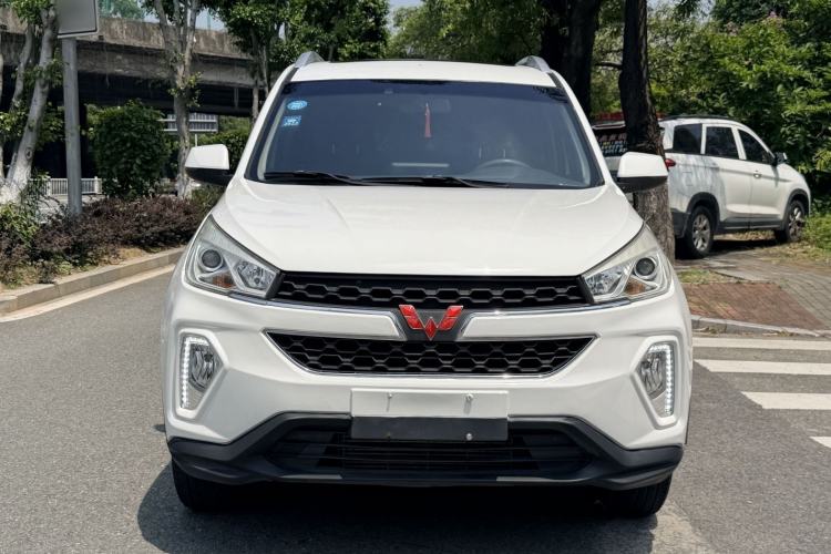 Used Wuling Hongguang S3 2018 1.5T Manual Luxury Model China V Standard Front