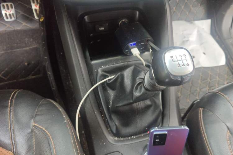 Used Wuling Hongguang S3 2018 1.5T Manual Comfort Model China V Standard Gear Lever