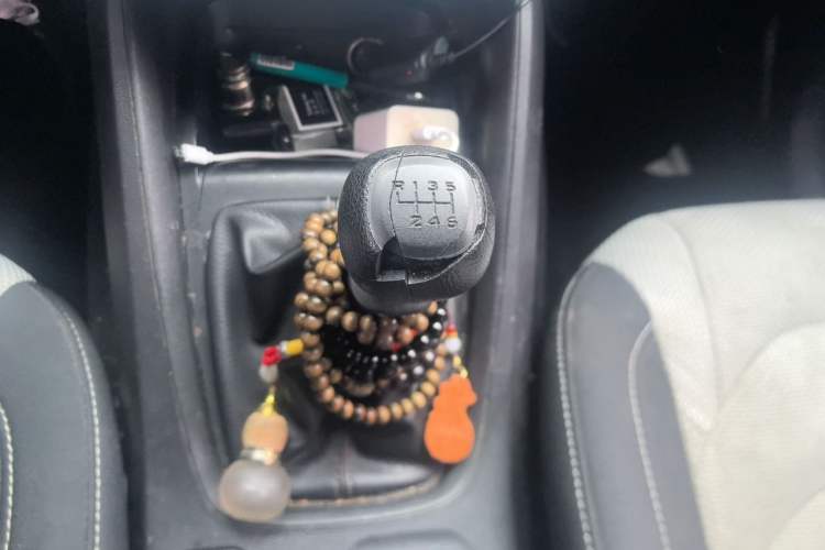 Used Wuling Hongguang S3 2018 1.5L Manual Standard Version China V Standard Gear Lever