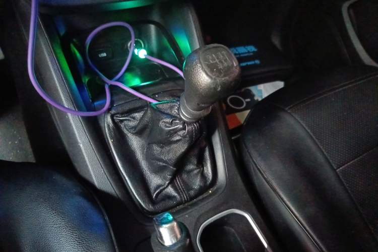 Used Wuling Hongguang S3 2018 1.5L Manual Standard Version China V Standard Gear Lever