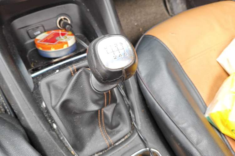 Used Wuling Hongguang S3 2018 1.5T Manual Luxury Model China V Standard Gear Lever