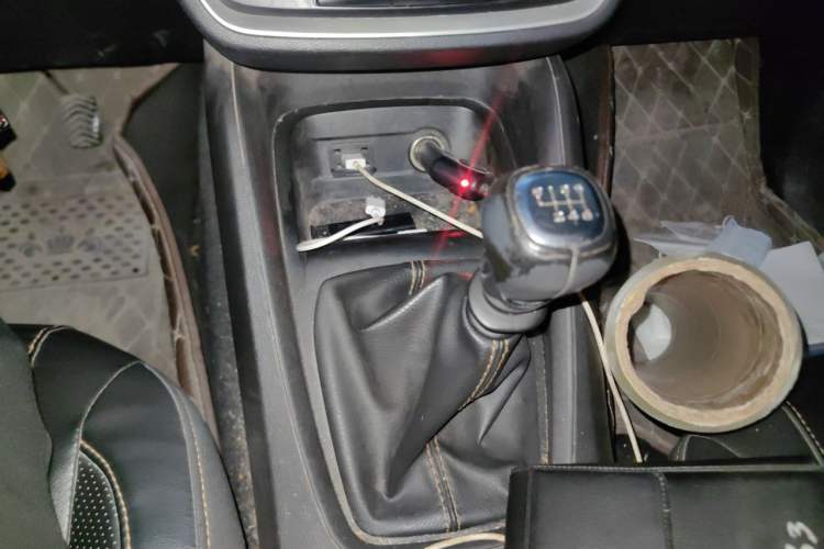 Used Wuling Hongguang S3 2018 1.5L Manual Comfort Model China V Standard Gear Lever