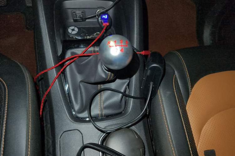 Used Wuling Hongguang S3 2018 1.5T Manual Luxury Model China V Standard Gear Lever