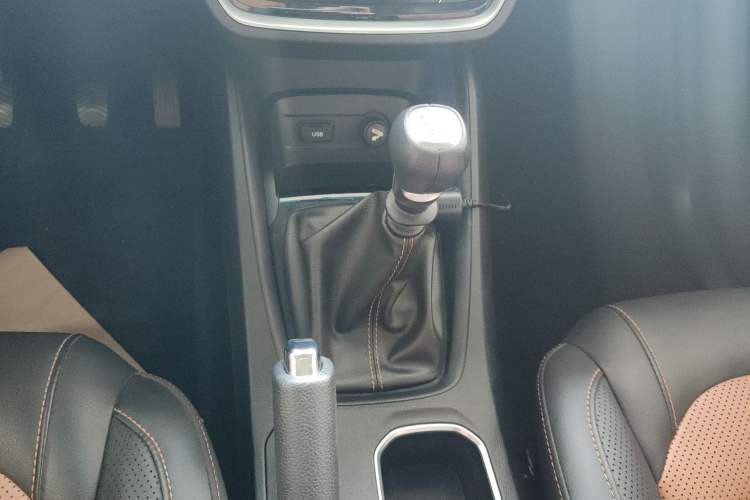 Used Wuling Hongguang S3 2018 1.5L Manual Luxury Model China V Standard Gear Lever