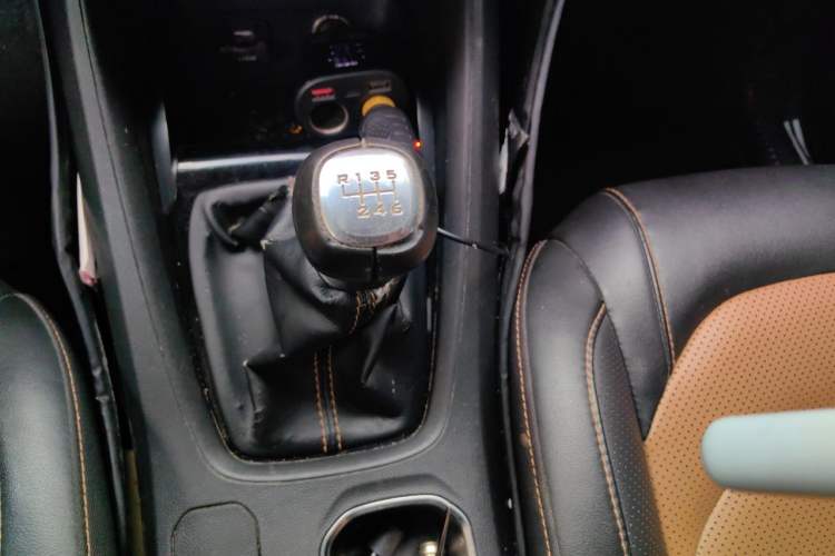 Used Wuling Hongguang S3 2018 1.5L Manual Luxury Model China V Standard Gear Lever
