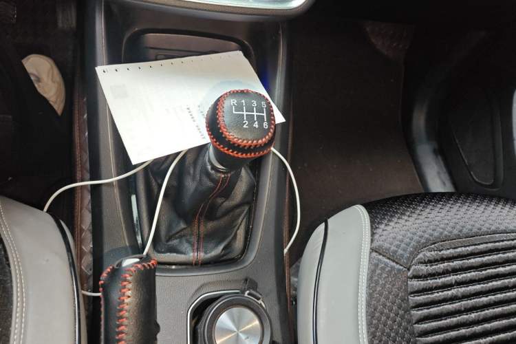 Used Wuling Hongguang S3 2018 1.5L Manual Luxury Model China V Standard Gear Lever