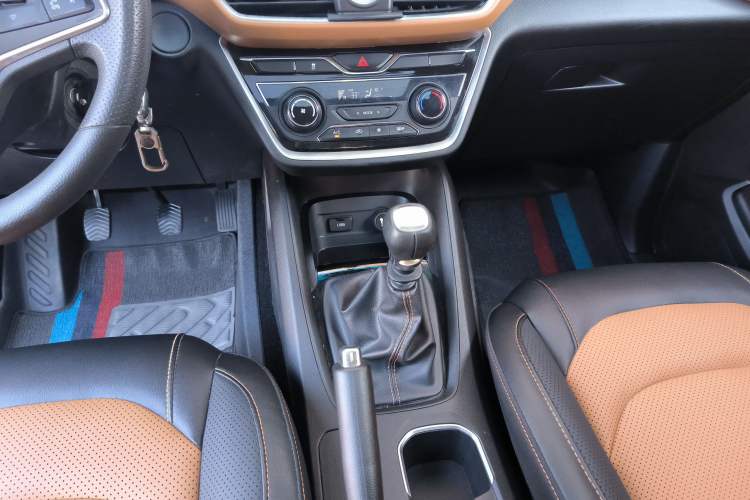 Used Wuling Hongguang S3 2018 1.5L Manual Luxury Model China V Standard Gear Lever