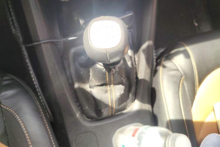 Used Wuling Hongguang S3 2018 1.5L Manual Luxury Model China V Standard Gear Lever