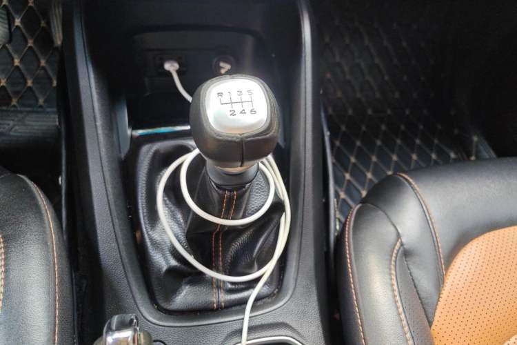 Used Wuling Hongguang S3 2018 1.5L Manual Luxury Model China V Standard Gear Lever