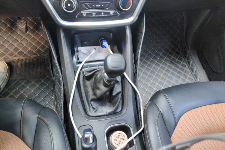 Used Wuling Hongguang S3 2018 1.5L Manual Luxury Model China V Standard Gear Lever