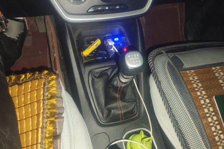 Used Wuling Hongguang S3 2018 1.5T Manual Comfort Model China V Standard Gear Lever