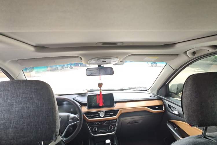 Used Wuling Hongguang S3 2018 1.5L Manual Luxury Model China V Standard Headliner