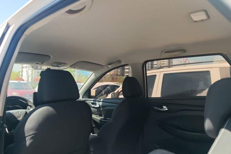 Used Wuling Hongguang S3 2018 1.5L Manual Standard Version China V Standard Headliner