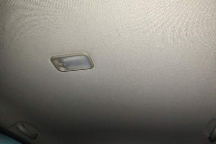 Used Wuling Hongguang S3 2018 1.5L Manual Standard Version China V Standard Headliner