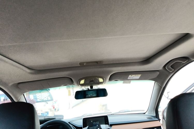 Used Wuling Hongguang S3 2018 1.5L Manual Luxury Model China V Standard Headliner