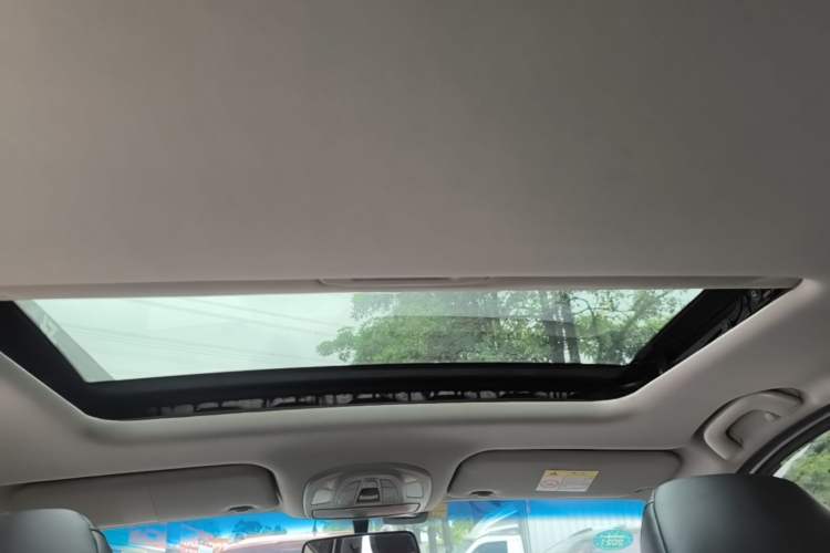 Used Wuling Hongguang S3 2018 1.5T Manual Luxury Model China V Standard Headliner