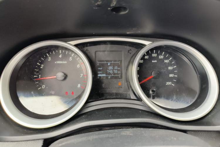 Used Wuling Hongguang S3 2018 1.5L Manual Standard Version China V Standard Instrument Cluster