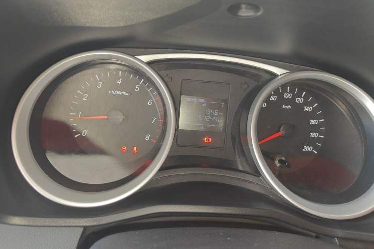Used Wuling Hongguang S3 2018 1.5L Manual Standard Version China V Standard Instrument Cluster