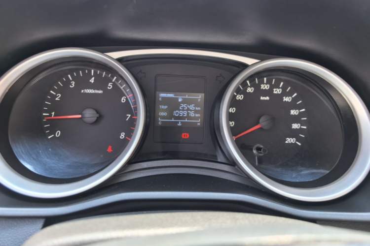 Used Wuling Hongguang S3 2018 1.5L Manual Standard Version China V Standard Instrument Cluster