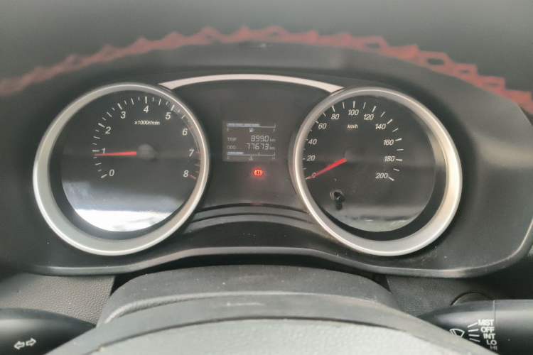 Used Wuling Hongguang S3 2018 1.5L Manual Standard Version China V Standard Instrument Cluster
