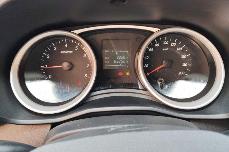 Used Wuling Hongguang S3 2018 1.5L Manual Standard Version China V Standard Instrument Cluster