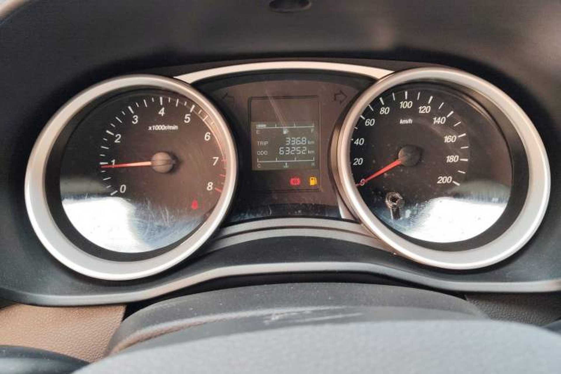 Used Wuling Hongguang S3 2018 1.5L Manual Standard Version China V Standard Instrument Cluster