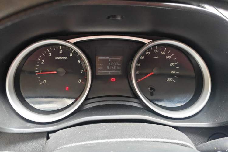 Used Wuling Hongguang S3 2018 1.5L Manual Standard Version China V Standard Instrument Cluster