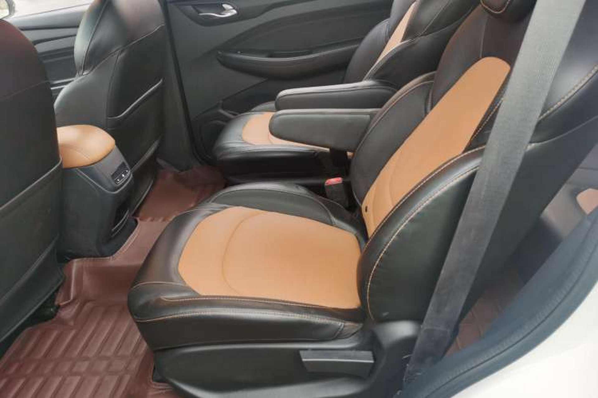 Used Wuling Hongguang S3 2018 1.5L Manual Comfort Model China V Standard Interior 1