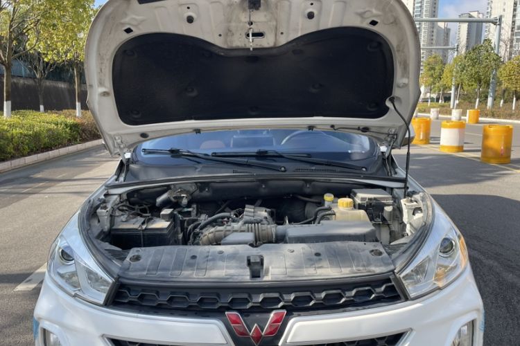 Used Wuling Hongguang S3 2018 1.5L Manual Comfort Model China V Standard Interior 2