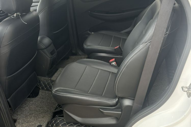 Used Wuling Hongguang S3 2018 1.5L Manual Standard Version China V Standard Interior 2