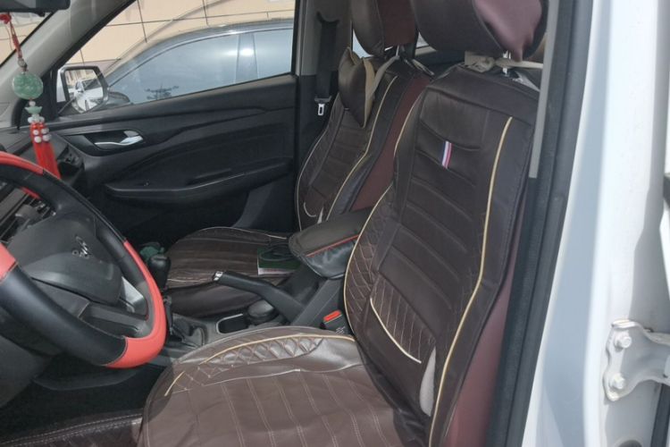 Used Wuling Hongguang S3 2018 1.5L Manual Standard Version China V Standard Interior 2