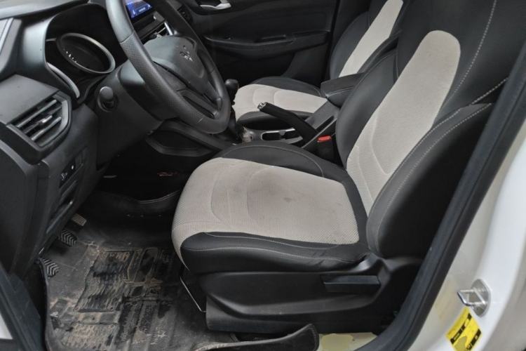 Used Wuling Hongguang S3 2018 1.5L Manual Standard Version China V Standard Interior 3