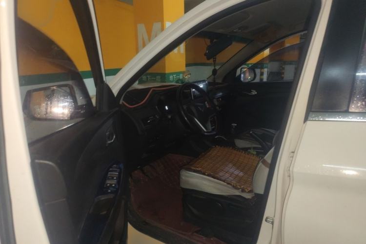 Used Wuling Hongguang S3 2018 1.5T Manual Comfort Model China V Standard Interior 3