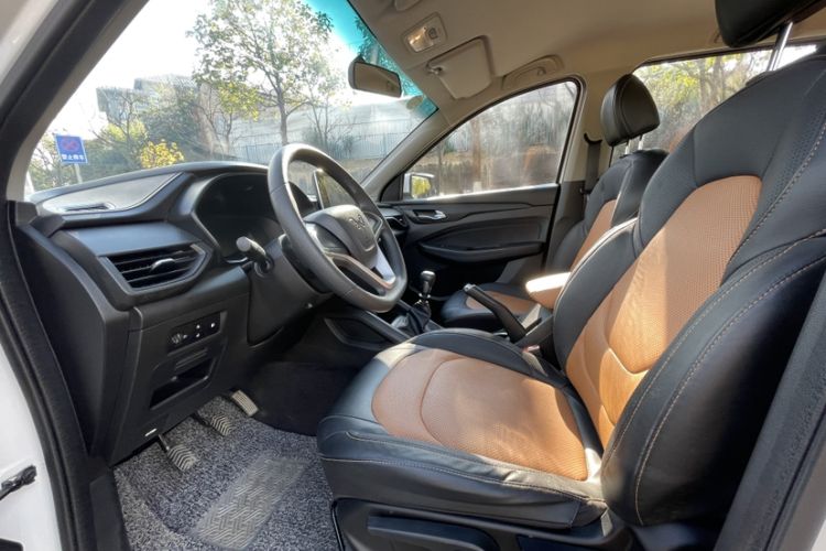 Used Wuling Hongguang S3 2018 1.5L Manual Comfort Model China V Standard Interior 4