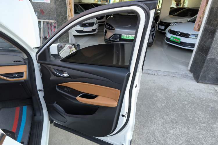 Used Wuling Hongguang S3 2018 1.5L Manual Luxury Model China V Standard Interior 5