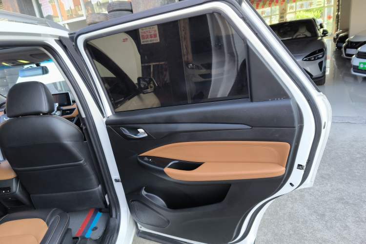 Used Wuling Hongguang S3 2018 1.5L Manual Luxury Model China V Standard Interior 6