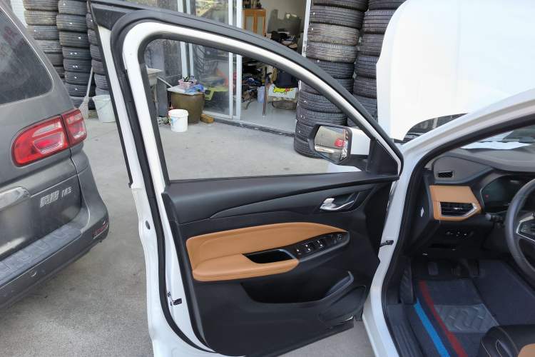 Used Wuling Hongguang S3 2018 1.5L Manual Luxury Model China V Standard Interior 7