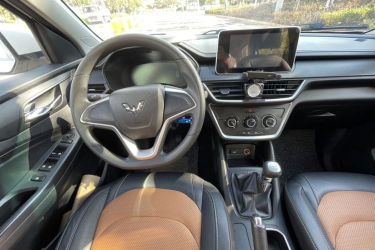 Used Wuling Hongguang S3 2018 1.5L Manual Comfort Model China V Standard Interior 8