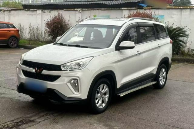 Used Wuling Hongguang S3 2018 1.5L Manual Luxury Model China V Standard